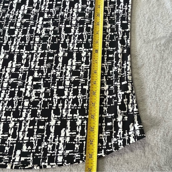 Jones New York Signature Black & White Blouse Top - Picture 10 of 10